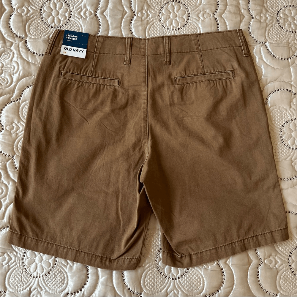 Old Navy Lived-In Straight Cargo Khaki Shorts NEW Size 34