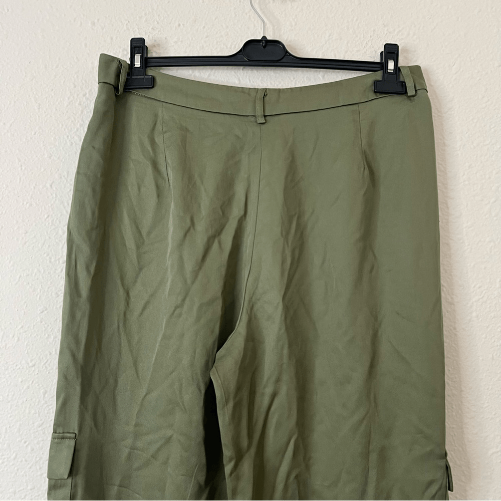 Revolve Superdown Mae Cargo Pant in Olive NEW Size XL