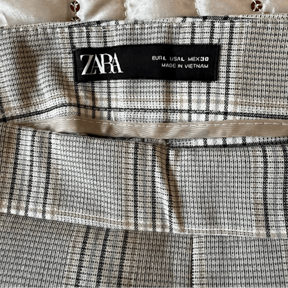 Zara Plaid Ankle Pants in Gray Size Large