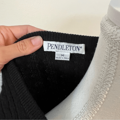 Pendleton 100% Cashmere Cable Knit V-Neck Sweater in Black Size Medium
