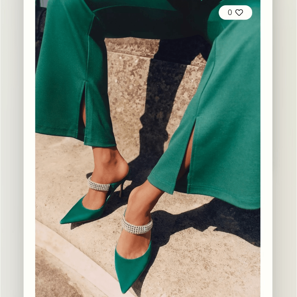 Anthropologie Flat White Flare Pants in Green NEW Size Medium