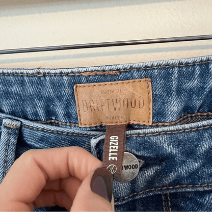 Driftwood Gizelle Aztec Embroidered Girlfriend Slim Jeans Size 28 Medium Wash
