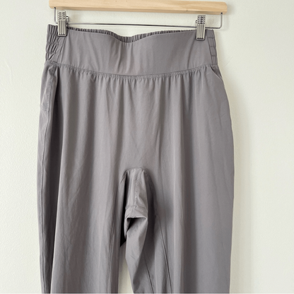 Halara High Rise Jogger Pants NEW Size Medium in Gray