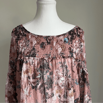 Anthropologie Akemi + Kin Patrizia Floral Lace Blouse Pink Medium Bell Sleeves