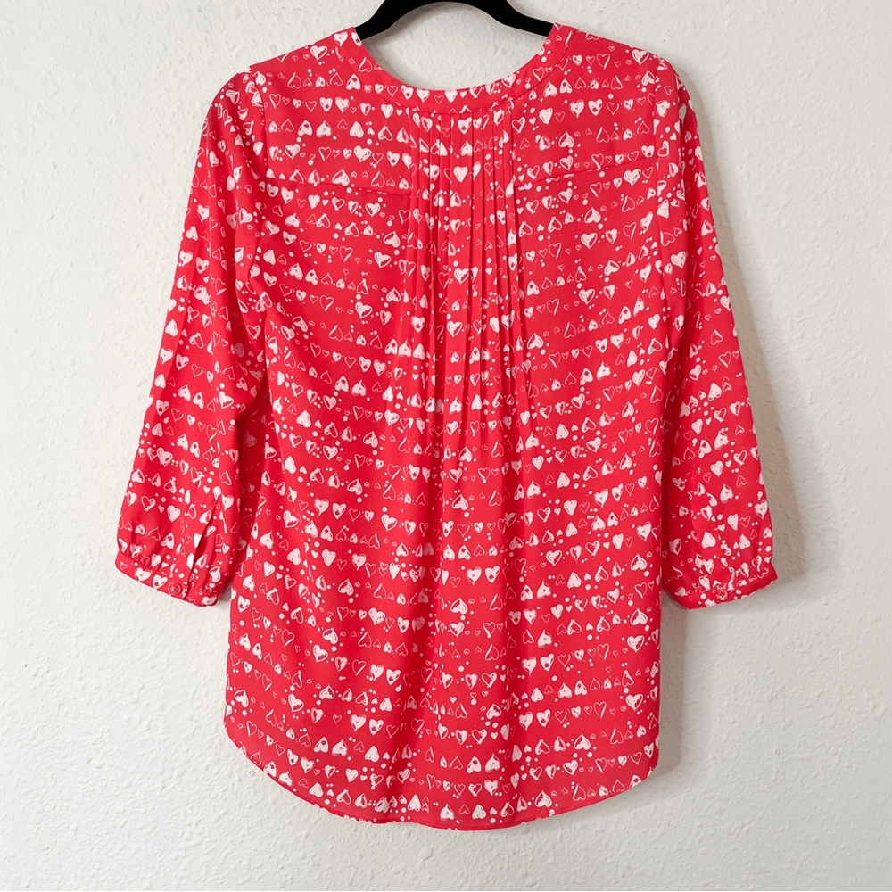 NYDJ Heart Prrinted Half Placket 3/4 Sleeve Blouse Size XS