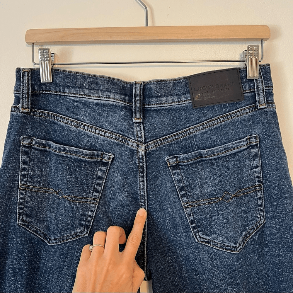 Lucky Brand 121 Slim Straight Jeans Size 30x32