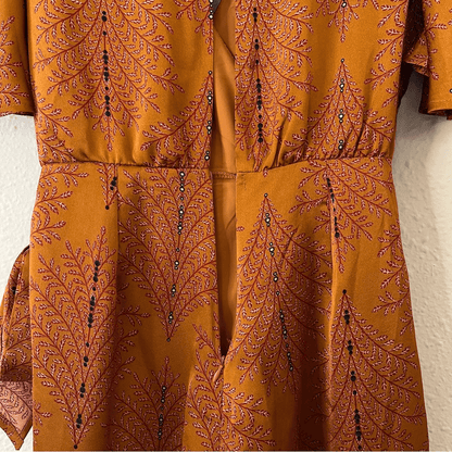 Saints and Secrets NADI V-Neck Wrap Romper Size Small