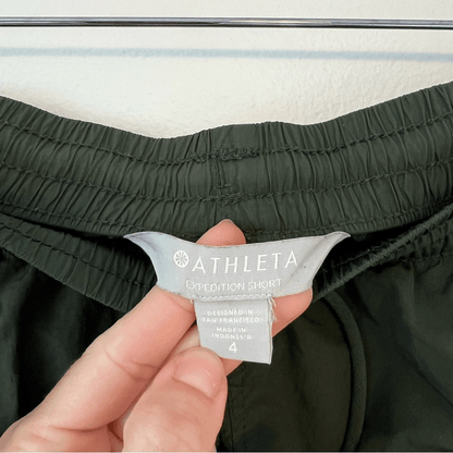 Athleta Expedition Short in Green Size 4