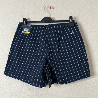 Nautica Women’s Mid Rise Twill Shorts NEW Size 6