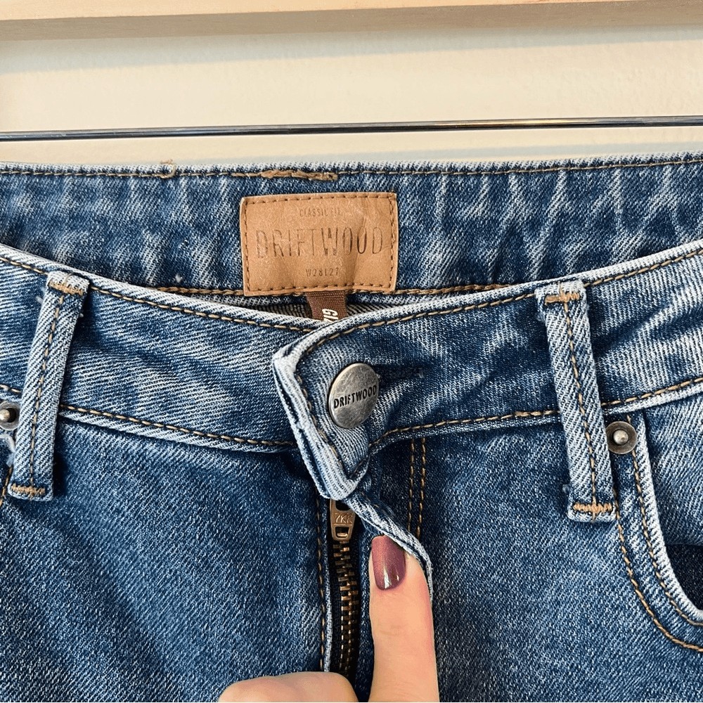 Driftwood Gizelle Aztec Embroidered Girlfriend Slim Jeans Size 28 Medium Wash