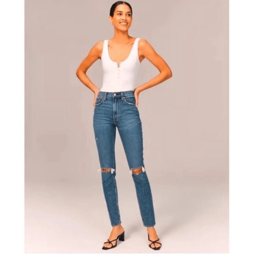 Abercrombie & Fitch The Skinny High Rise Jeans Size 25 Medium Wash