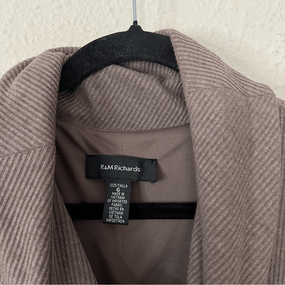 R & M Richards Short Sleeve Midi Dress Size 6