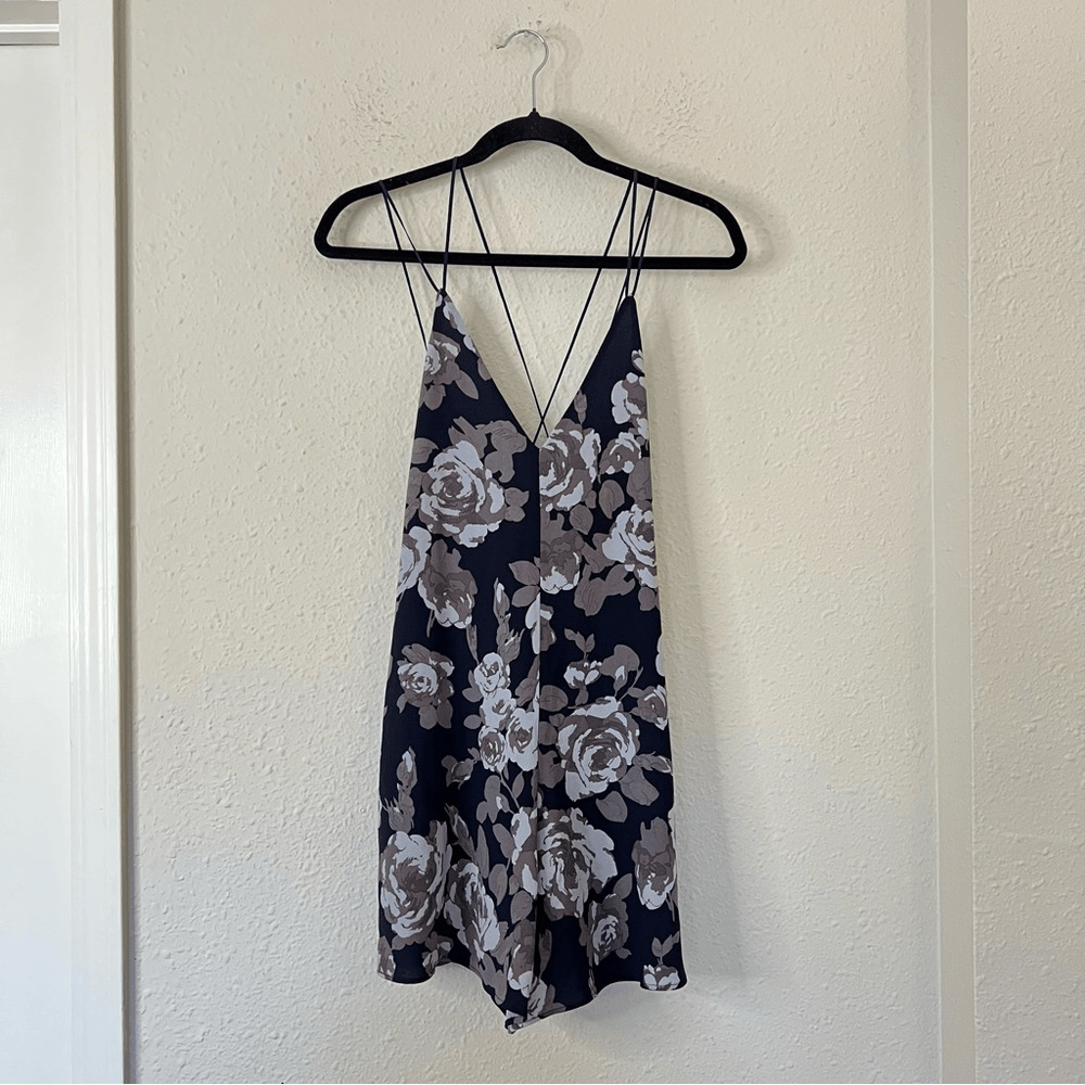 Aritizia Wilfred Navy Blue Rose Floral Melodique Romper Size Small