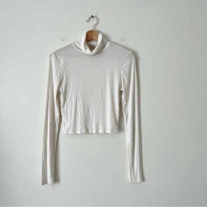 Aritzia Sunday Best Freshman Cropped Turtleneck Ribbed Long Sleeve Top Size M