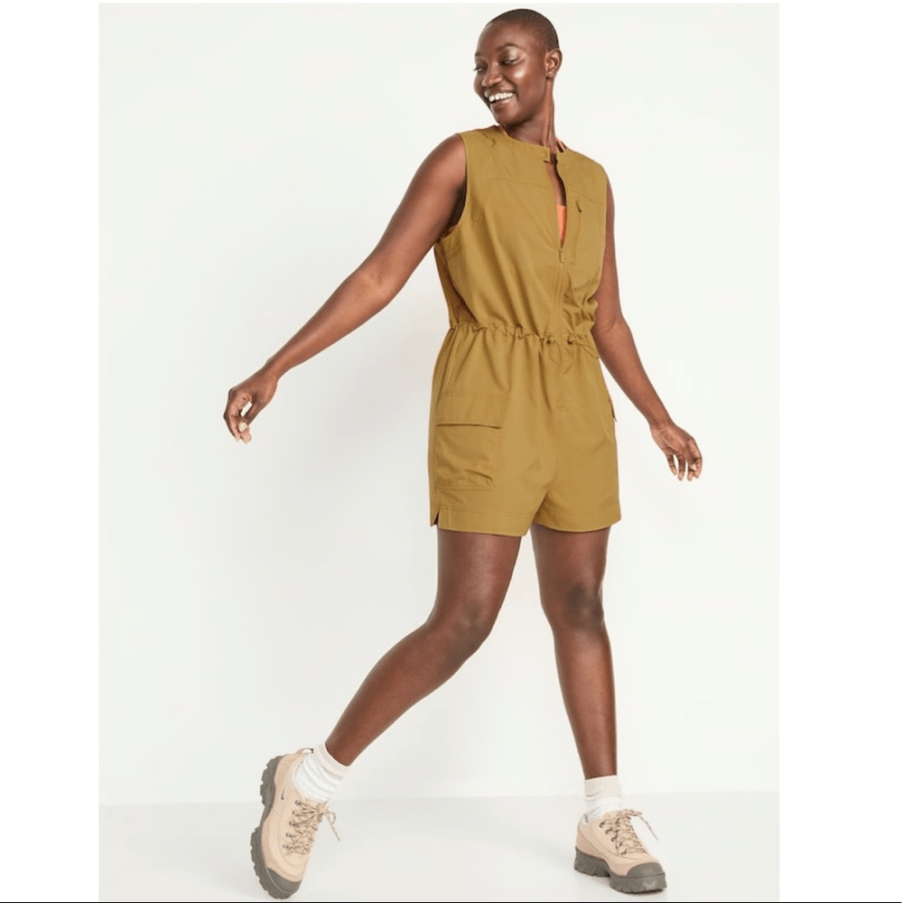 Old Navy StretchTech Sleeveless Zip-Front Cargo Romper Plus Size 4X