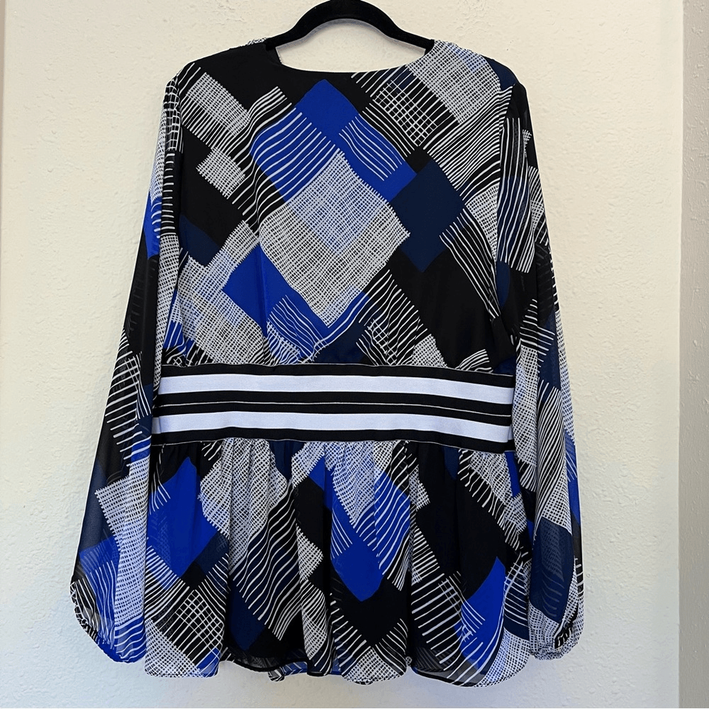 LANE BRYANT V-neck Long Sheer Sleeve Blouse Size 18/20