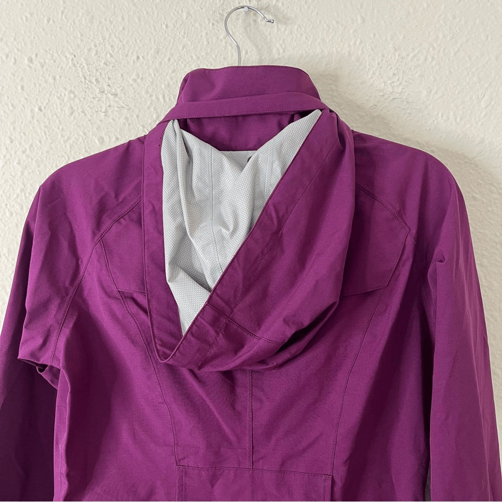 Prana Rain Jacket in Purple Size XS