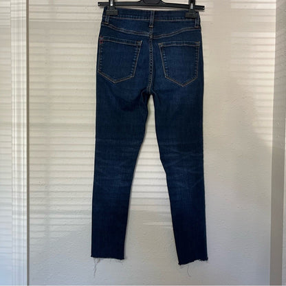 Urban Outfitters BDG Twig High Rise Dark Wash Jeans Size 26