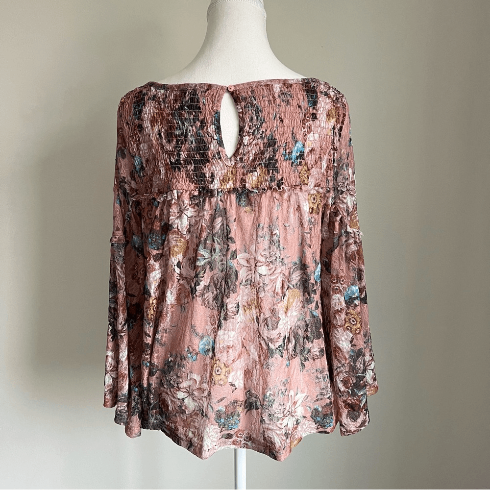 Anthropologie Akemi + Kin Patrizia Floral Lace Blouse Pink Medium Bell Sleeves