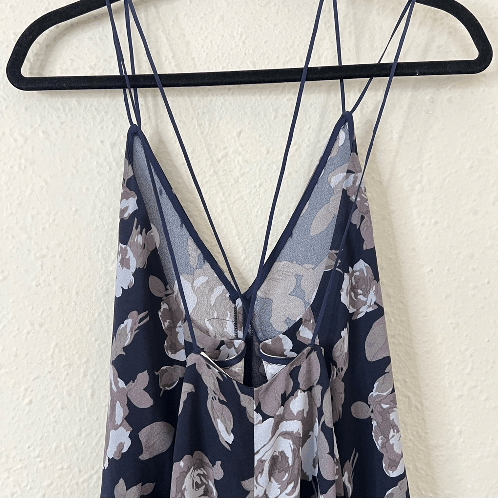 Aritizia Wilfred Navy Blue Rose Floral Melodique Romper Size Small