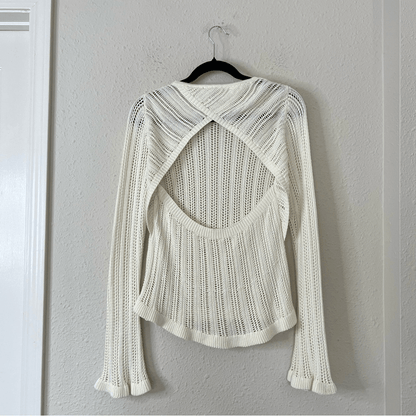 Aqua Women’s Cut Out Knit Sweater Size Medium Ivory
