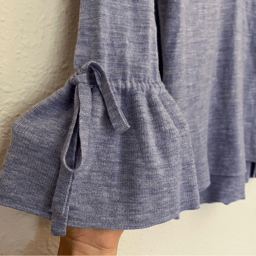 J. Crew 100% Merino Wool V-Neck Bell Sleeve Knit Sweater Size XXS