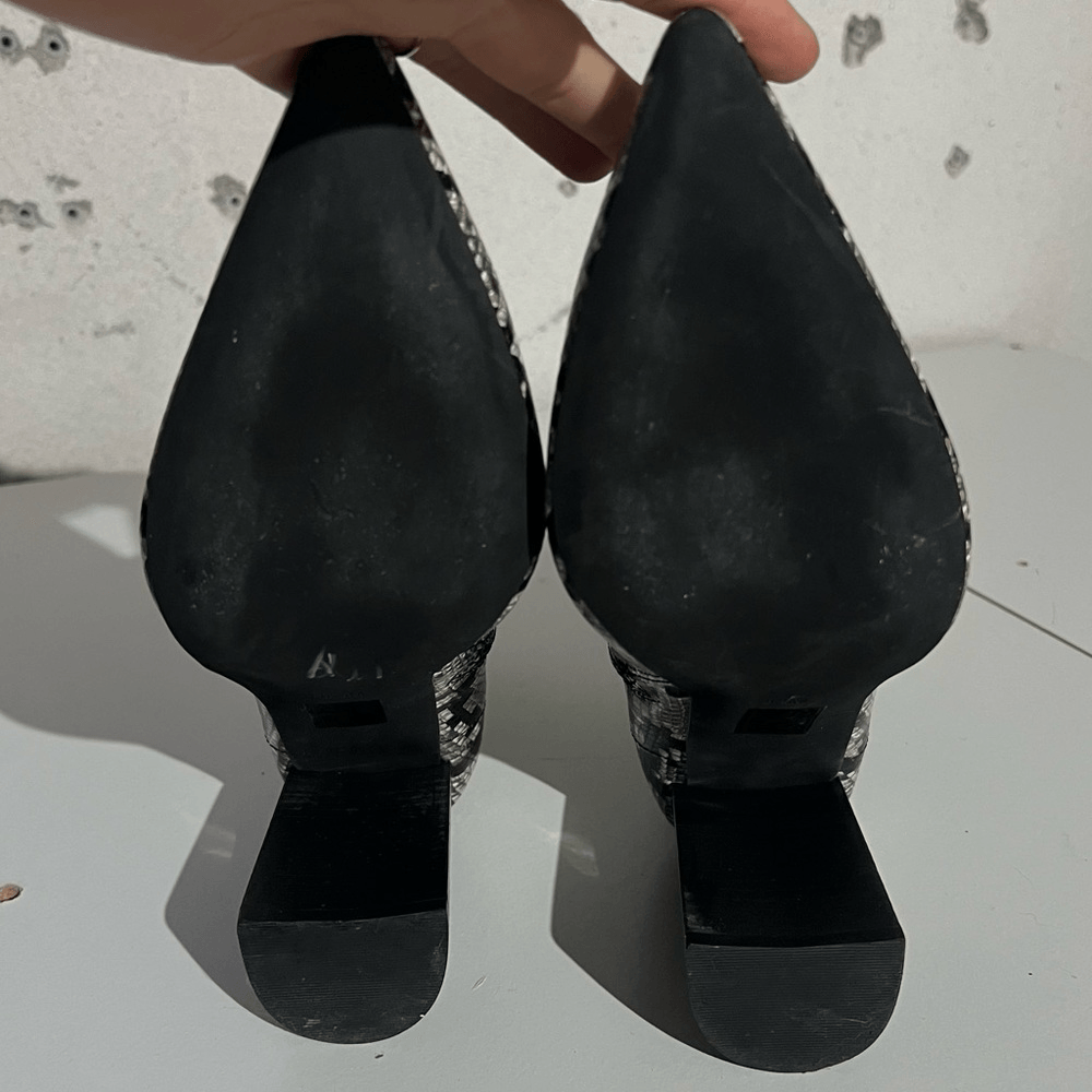 Jeffrey Campbell Raven Snake Print Heel Booties Size 8,5 M