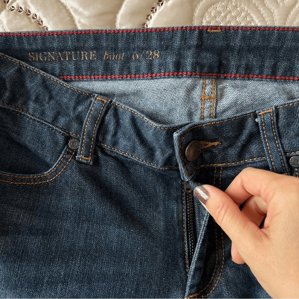 Talbots Signature Boot Cut Dark Wash Jeans Size 6/28