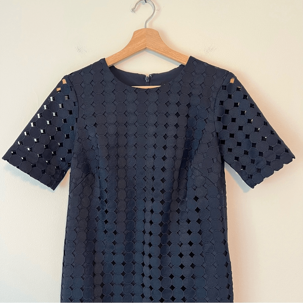 Banana Republic Lace Shift Dress Short Sleeve NEW Navy Blue Size 0