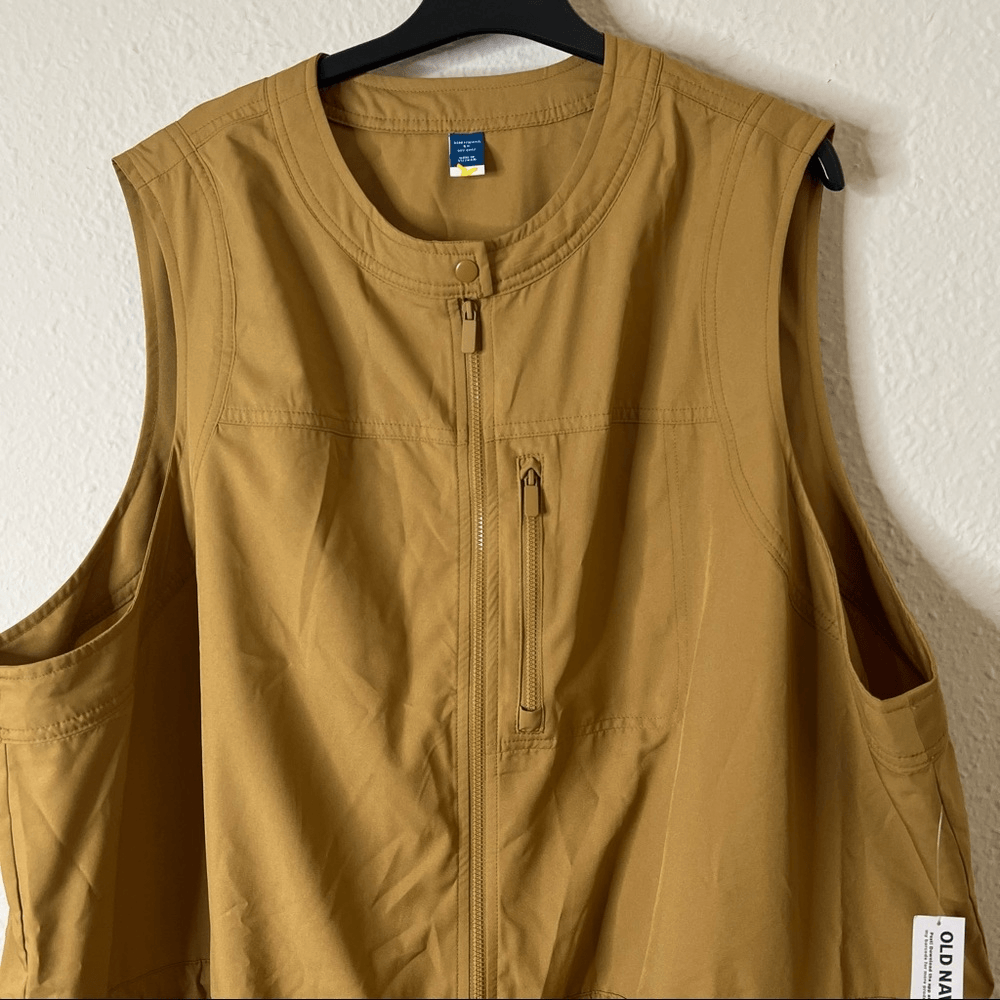 Old Navy StretchTech Sleeveless Zip-Front Cargo Romper Plus Size 4X