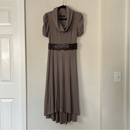 R & M Richards Short Sleeve Midi Dress Size 6