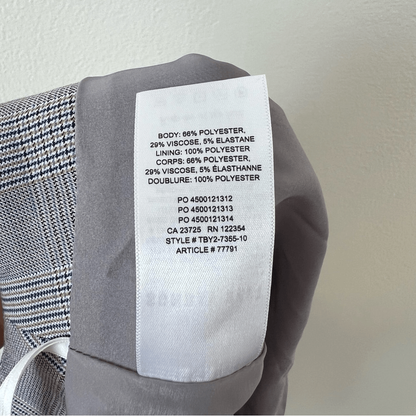 Aritzia Sunday Best Plaid Notched Mini Skirt in Gray Size 8