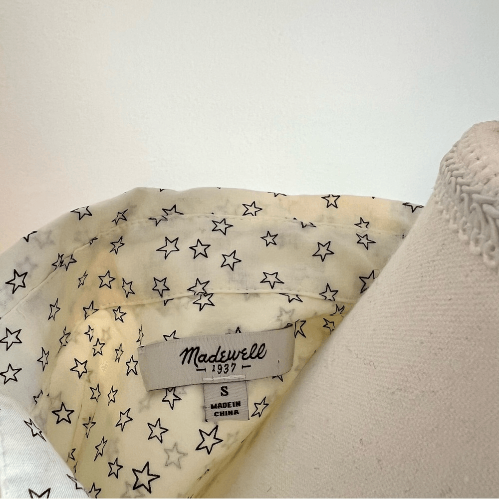 Madewell Star Print Button Down Shirt Size Small Beige