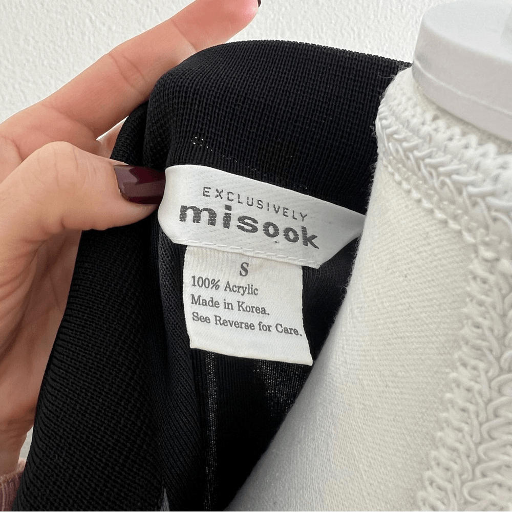 Exclusively Misook Open Front Cardigan Sweater in Gray Size Small