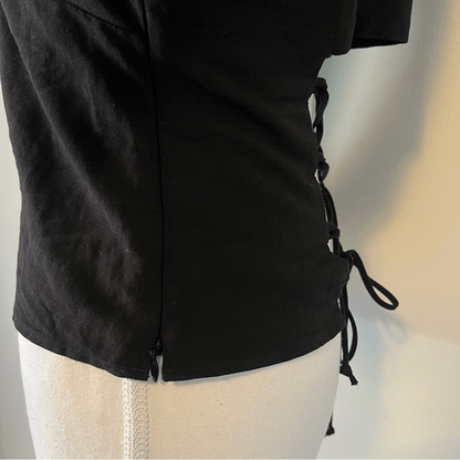 INTERMIX Marseille Black Lace-Up Top Tie Front Lace Back Scoop Neck Size 0 Linen