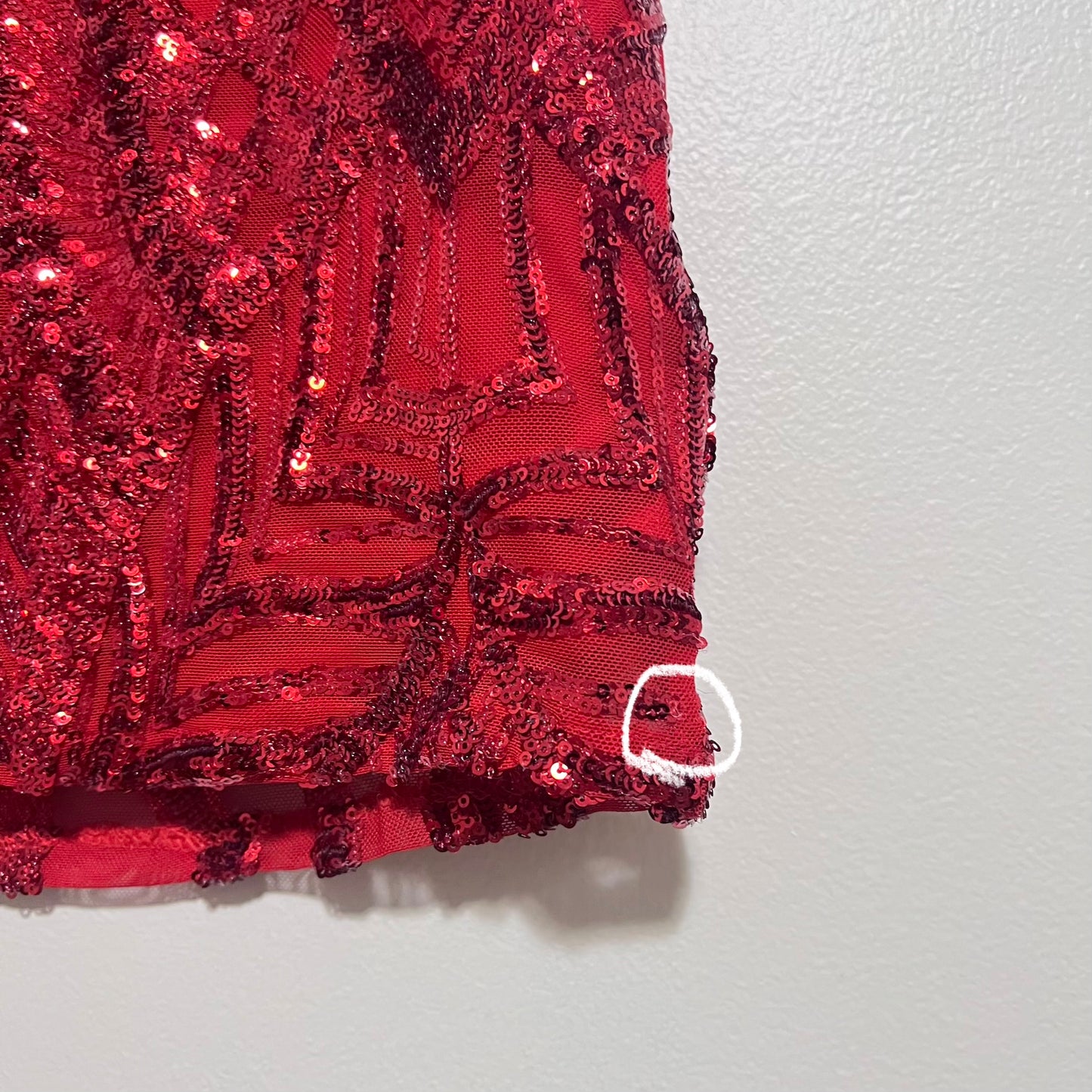 Lucy In The Sky Sequin Mini Dress in Valentine Red Size Small Open Back Party