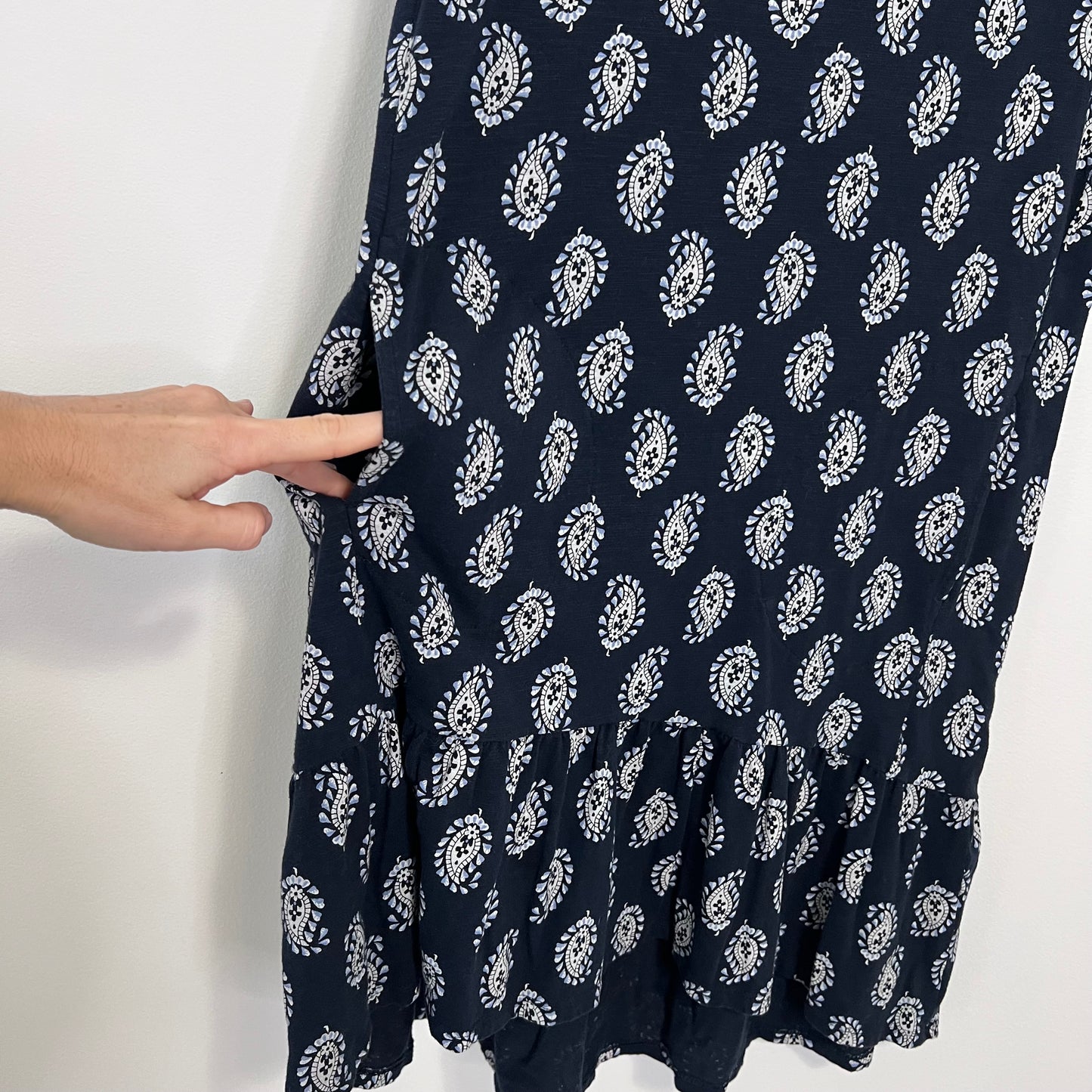 J Jill Paisley Dress Ruffle Hem Navy Blue Size XSP High Low Pockets Classic
