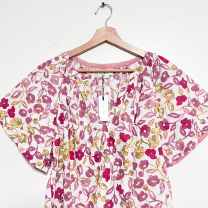 Velvet by Graham & Spencer Anthropologie Floral Flutter Sleeve Blouse NEW Large