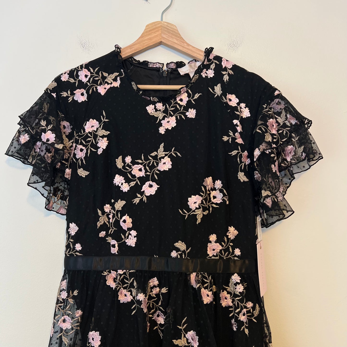 Rachel Parcell Embroidered Tiered Mesh Dress NEW Size Medium Floral