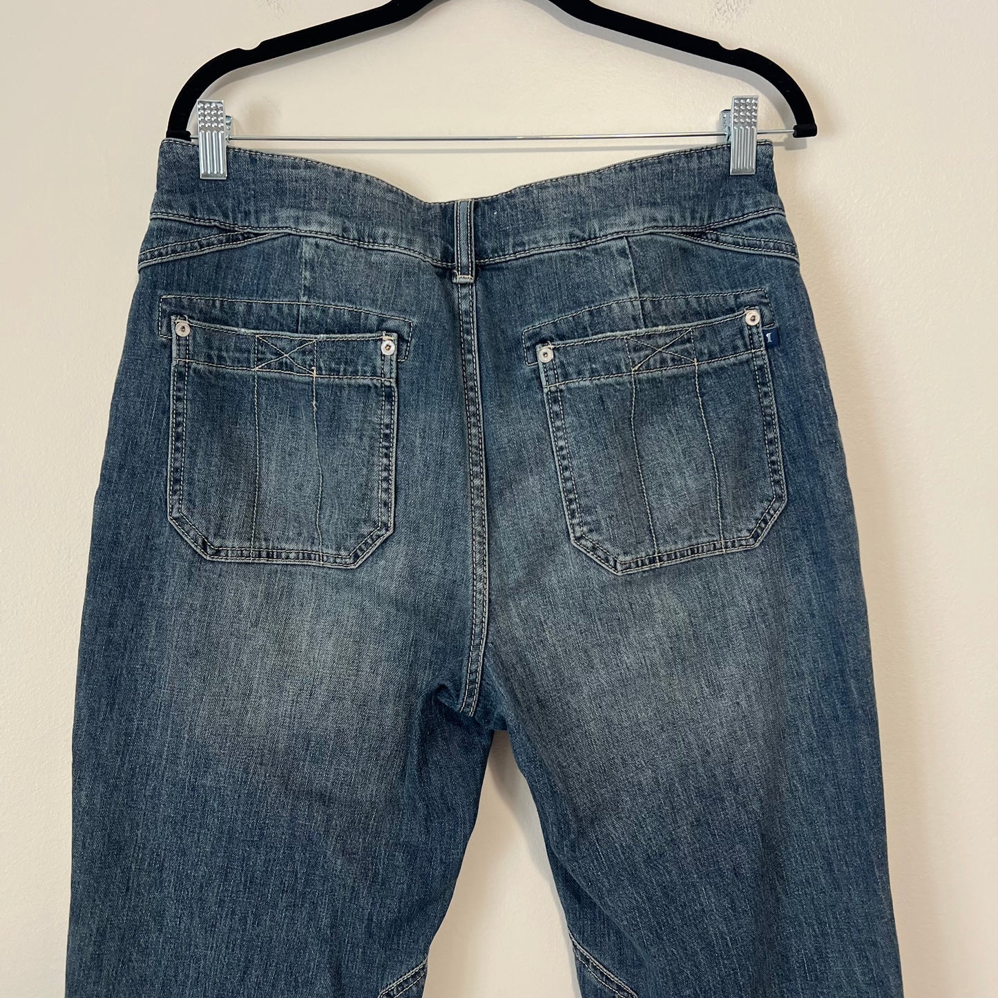 Anthropologie Pilcro The Wanderer Relaxed Jeans Blue High Rise Size 28
