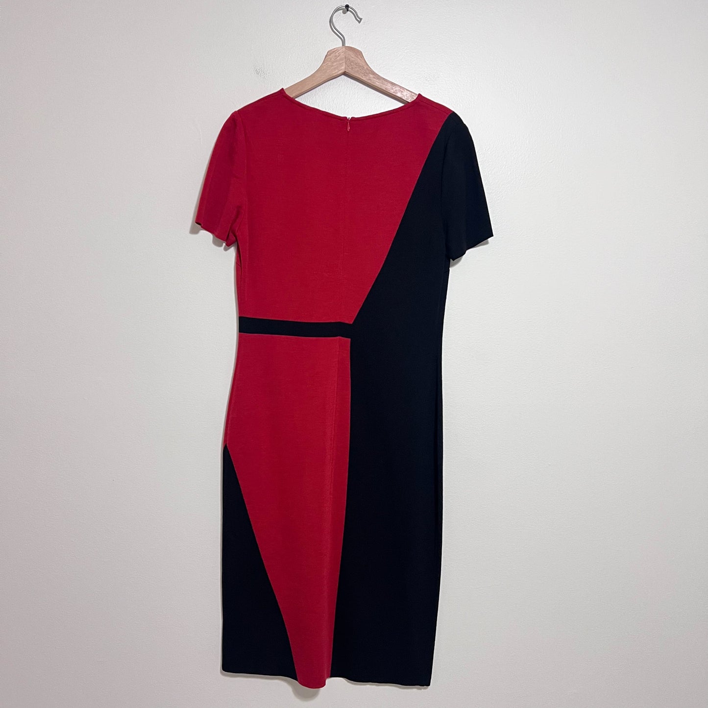 St. John Collection Milano Knit Colorblock Sheath Dress Red Black Size 8