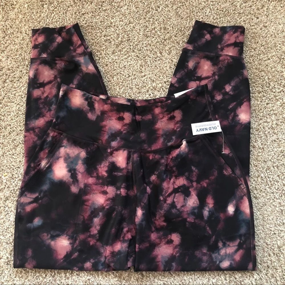 Old Navy High Waisted Powersoft 7/8 Length Red Tie Dye Joggers Size S