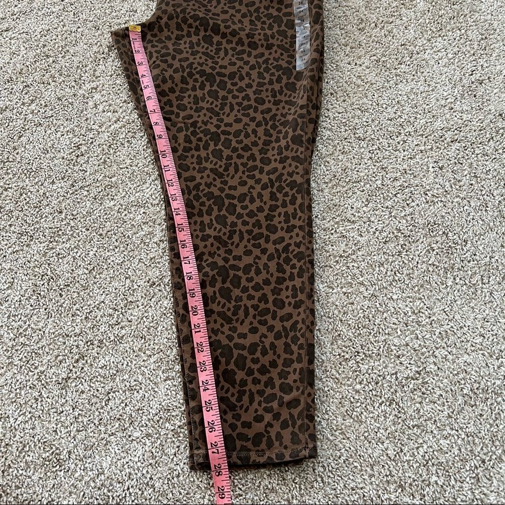 American Eagle Leopard Print Stretch Curvy Super High Rise Jeggings Plus Size 24