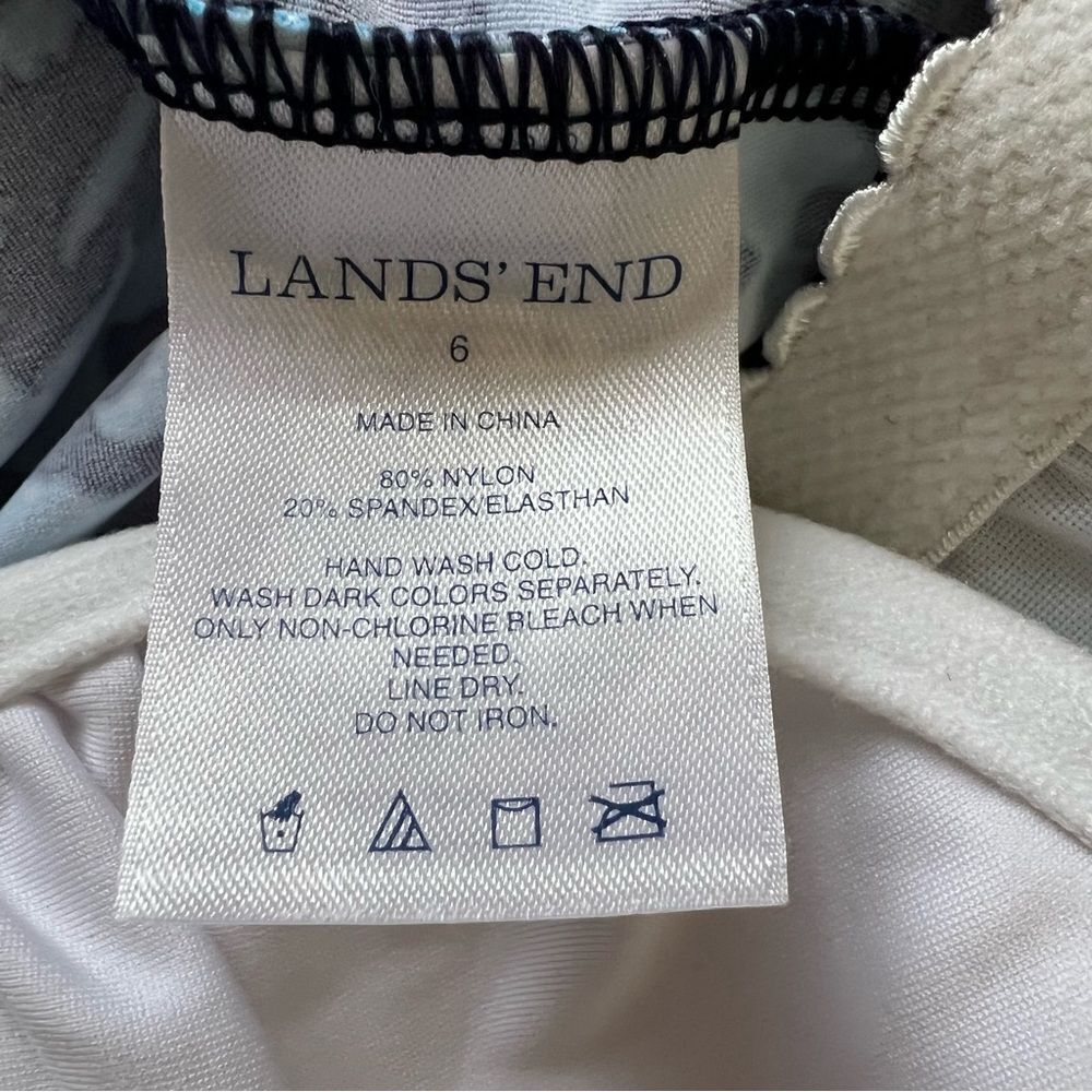 Lands End Tankini Swimsuit Top Size 6 Blue Printed