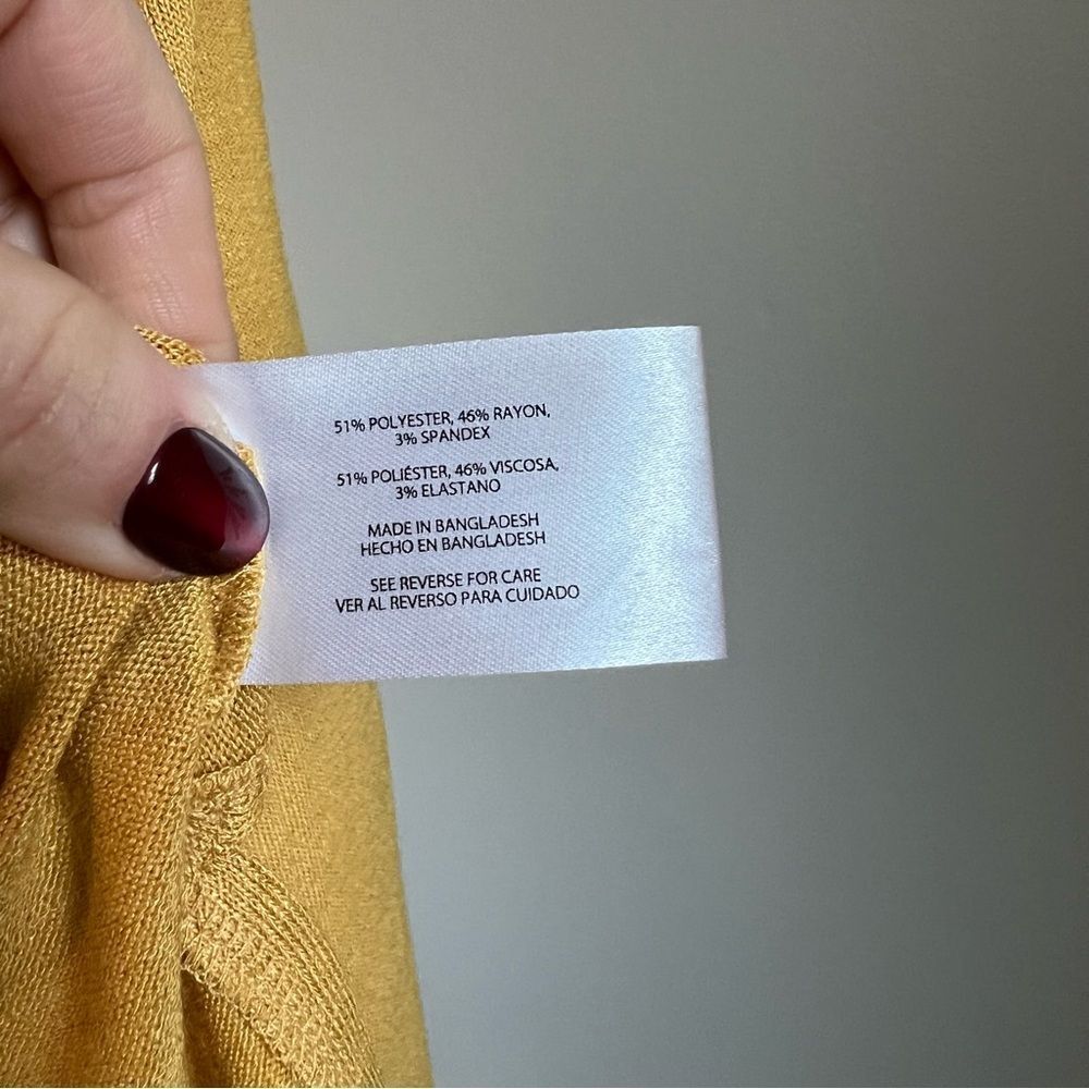 Orvis Women's Short Sleeve V-Neck Tunic Knit Top Size Medium Yellow