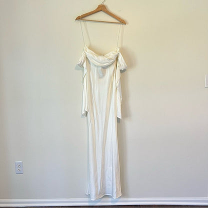 Meshki Giselle White Off the Shoulder Cowl Neck Satin Maxi Dress NEW Medium
