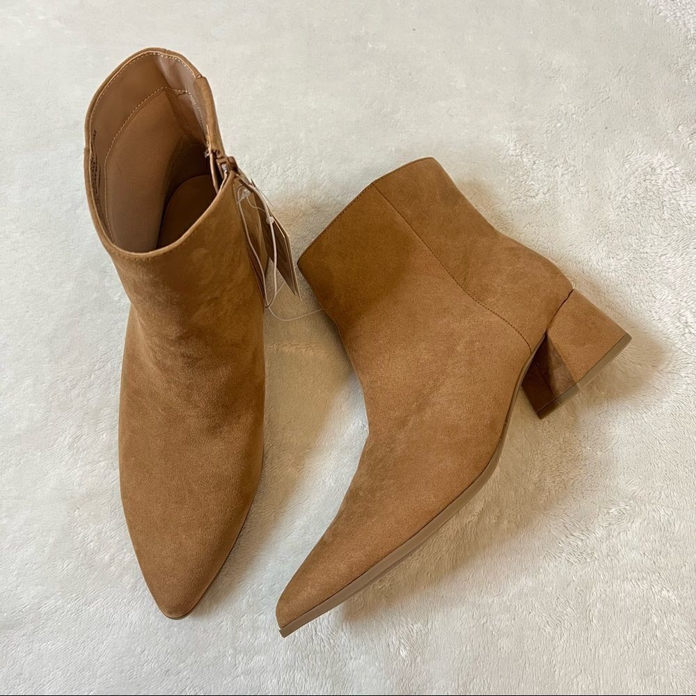 A New Day Women's Delilah Heeled Ankle Boots in Camel | Size 9,5