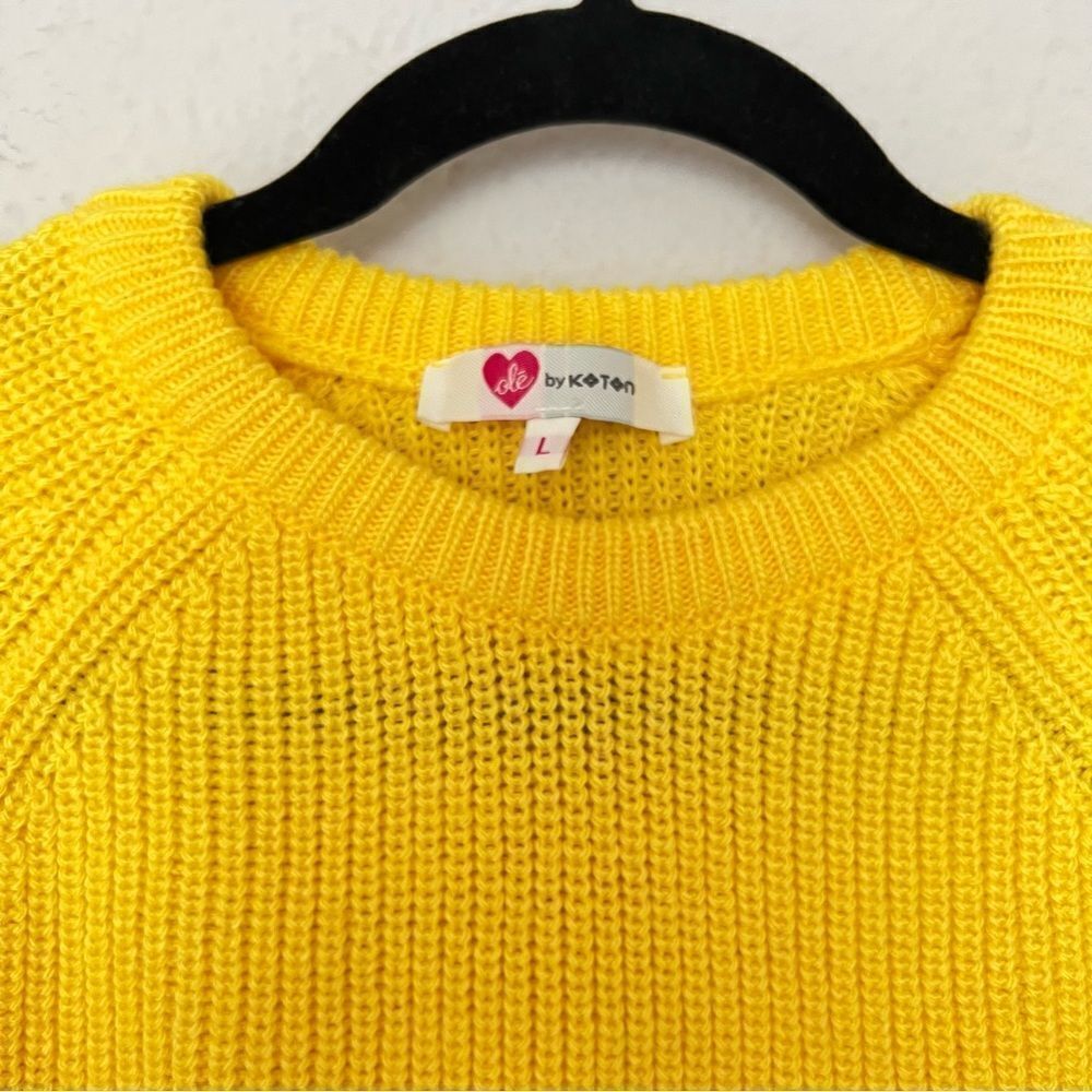 Koton Crew Neck Cropped Sweater Size Large