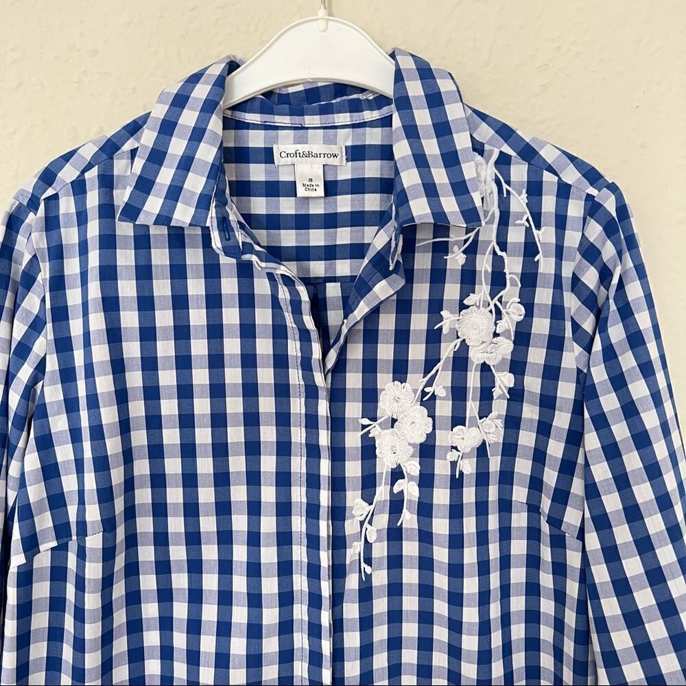 Croft & Barrow Embroidered Gingham Button Down Shirt
