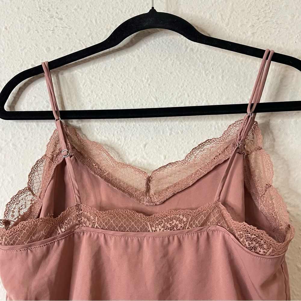 Abercrombie & Fitch Lace Trim Cami Tank Top Size Small